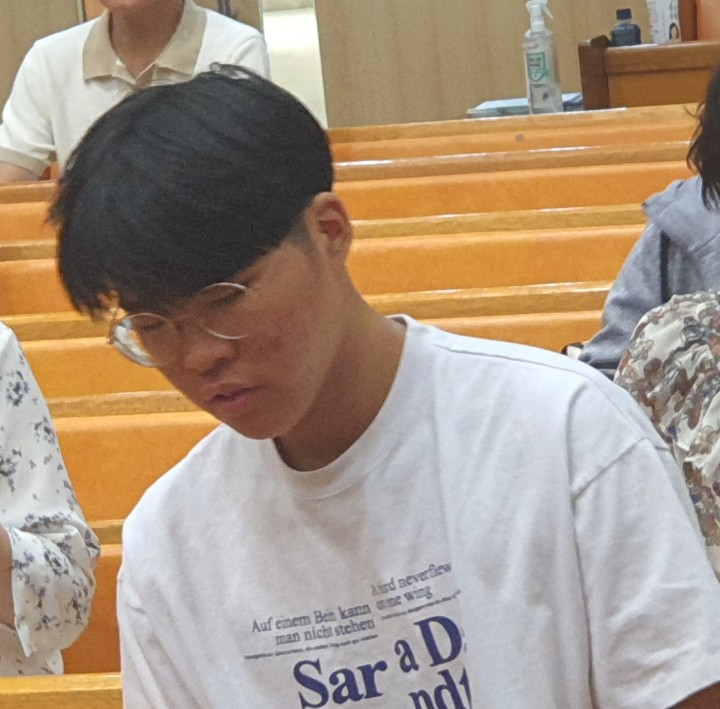 09.jpeg